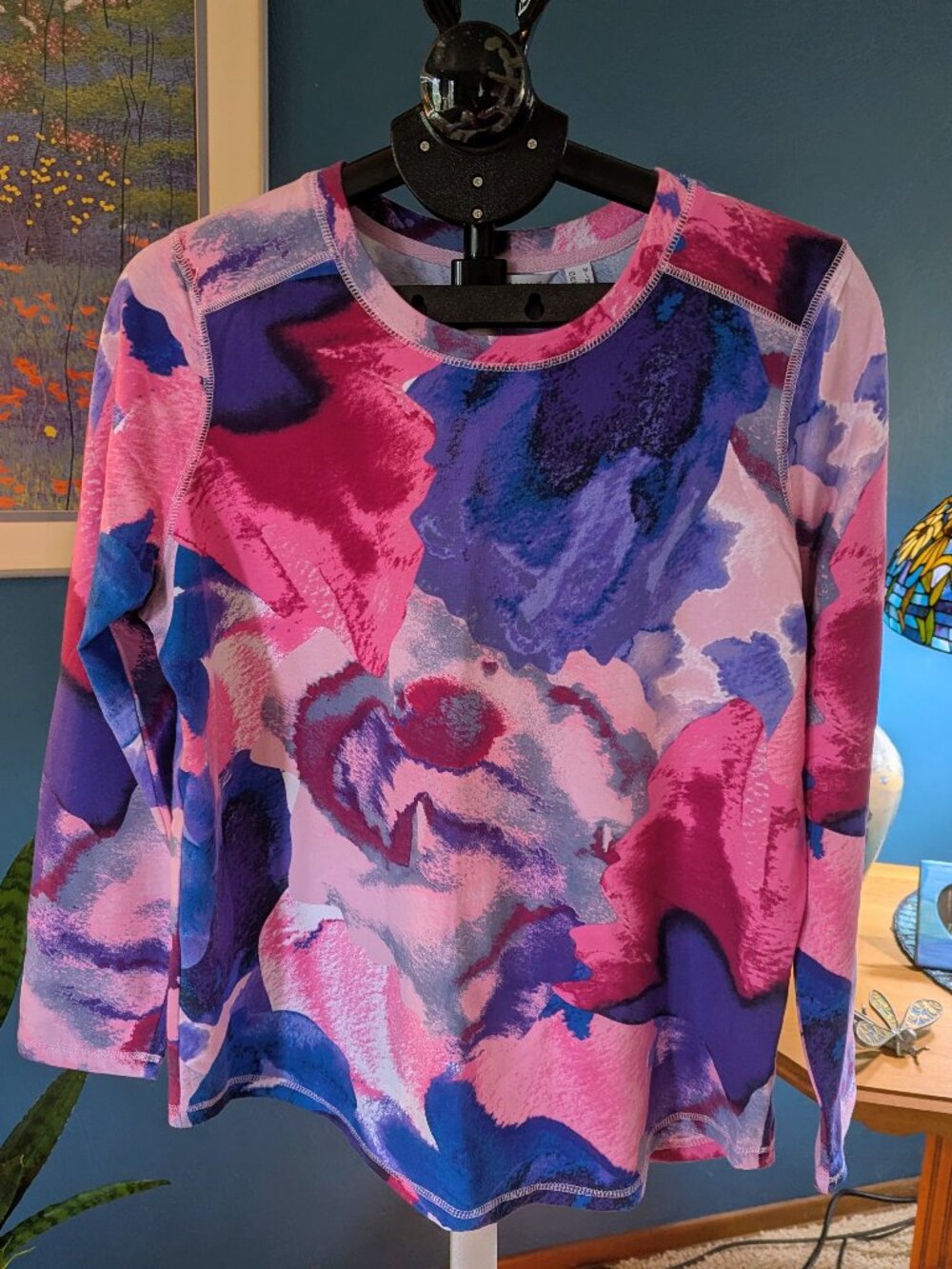 Sport Savvy lightweight colorful top! Medium. New!